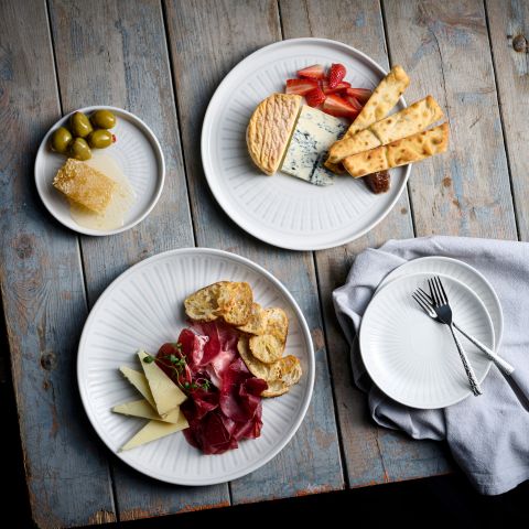 Top 5 Must-Have Churchill Super Vitrified Collections for Restaurants