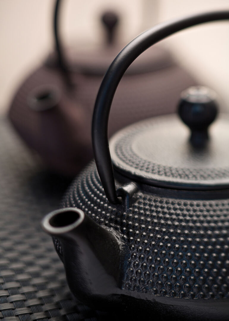 Mandarin Teapot Black 24oz (67cl) - with Infuser