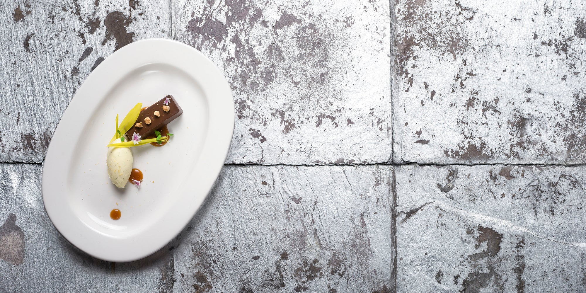 Churchill Alchemy White