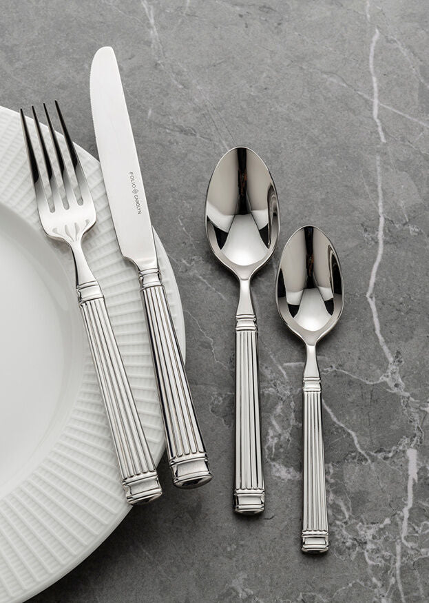 Utopia | Cutlery | Carolyn Dessert Knife 21.3cm (8 3/8") | Bespoke77
