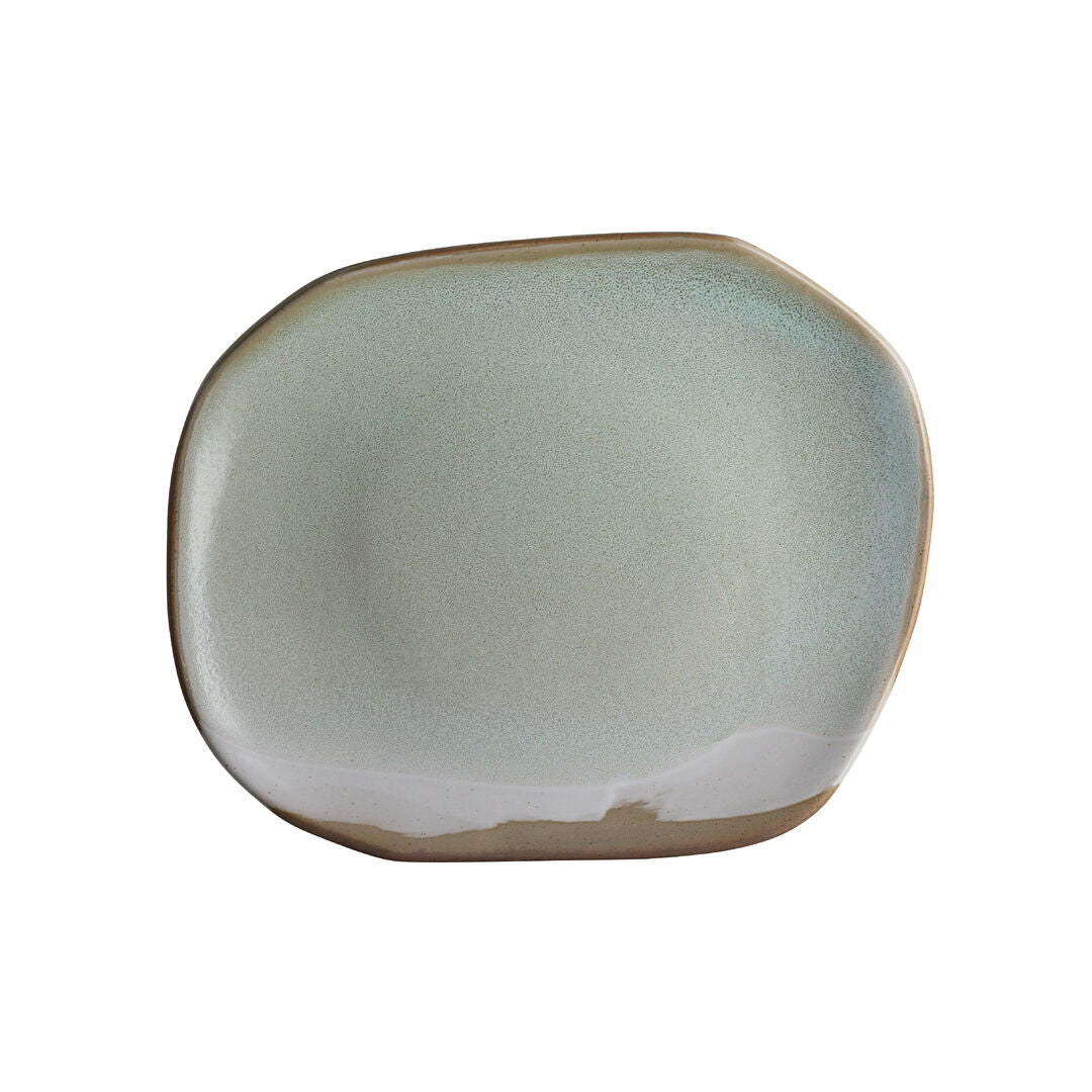 Utopia | Tableware | Forager Plate 23.8 x 19.5cm (9 1/2 x 7 1/2") | Bespoke77