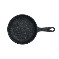 Utopia | Buffet | Black Round Skillet 26.7 x 16.5 x 3.5cm 44.4cl (10 1/2 x 6 1/2 x 1 3/8" 15oz) | Bespoke77