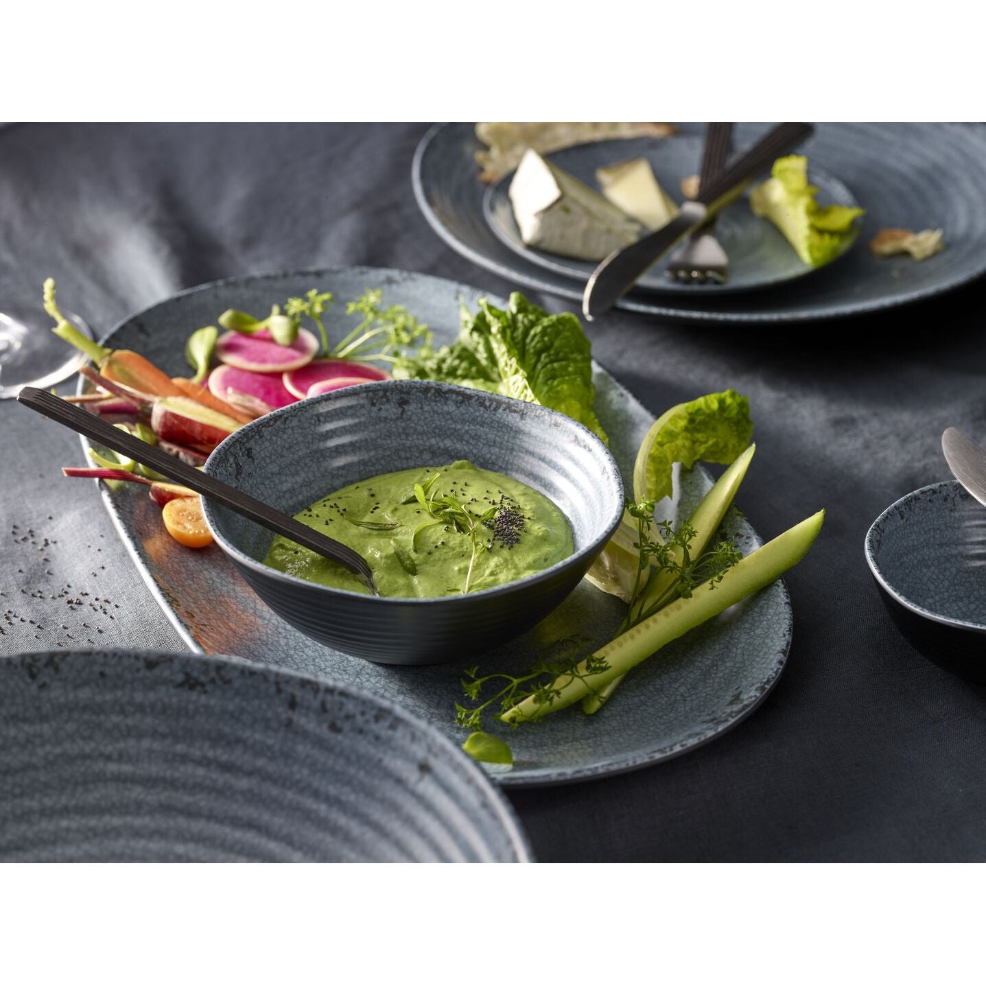 Utopia | Buffet | Pompeii Slate Small Round Bowl 24.4 x 9.5cm 2.25ltr (9 3/5 x 3 3/4" 2 3/8qrt) | Bespoke77