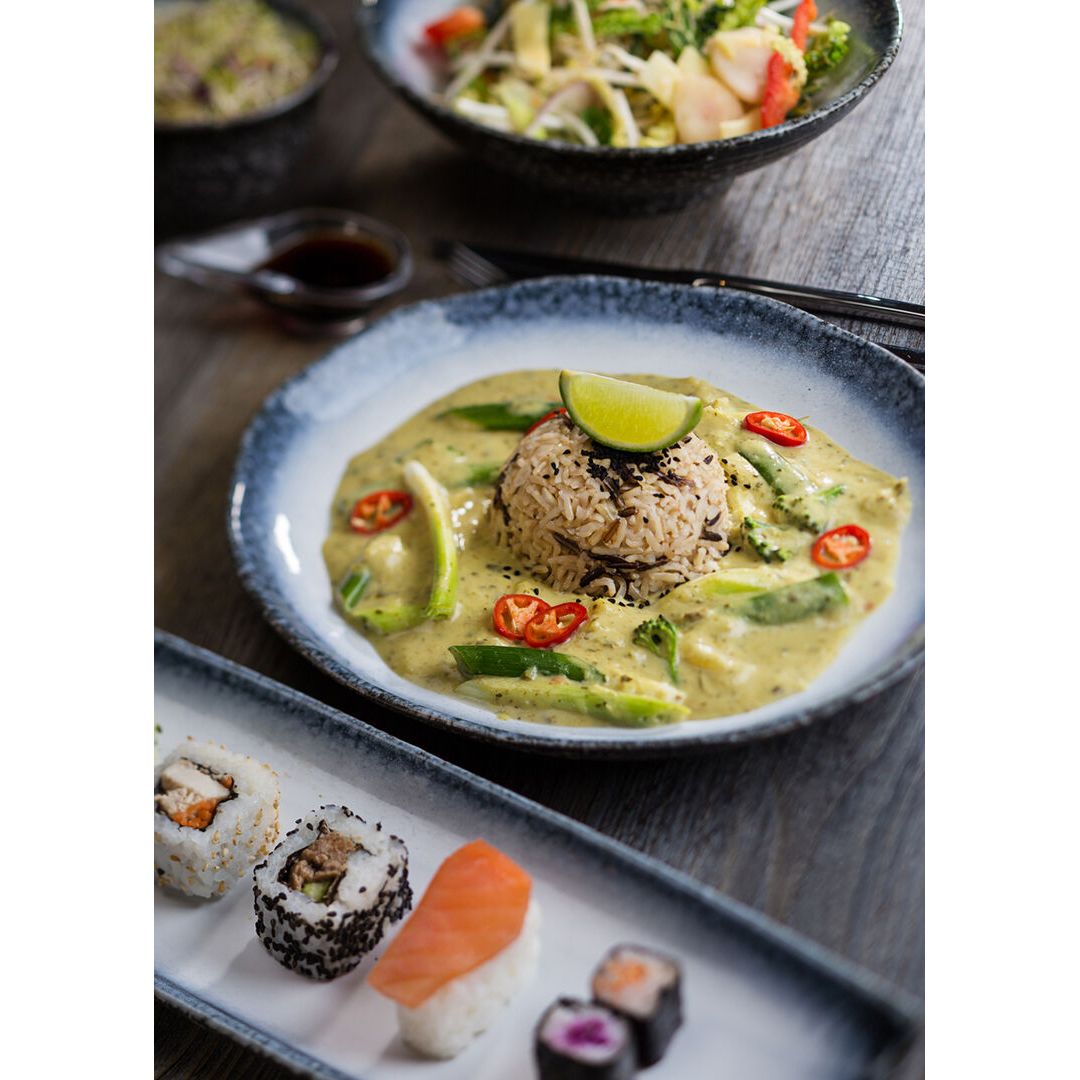 Isumi Plate 10" (25.5cm)
