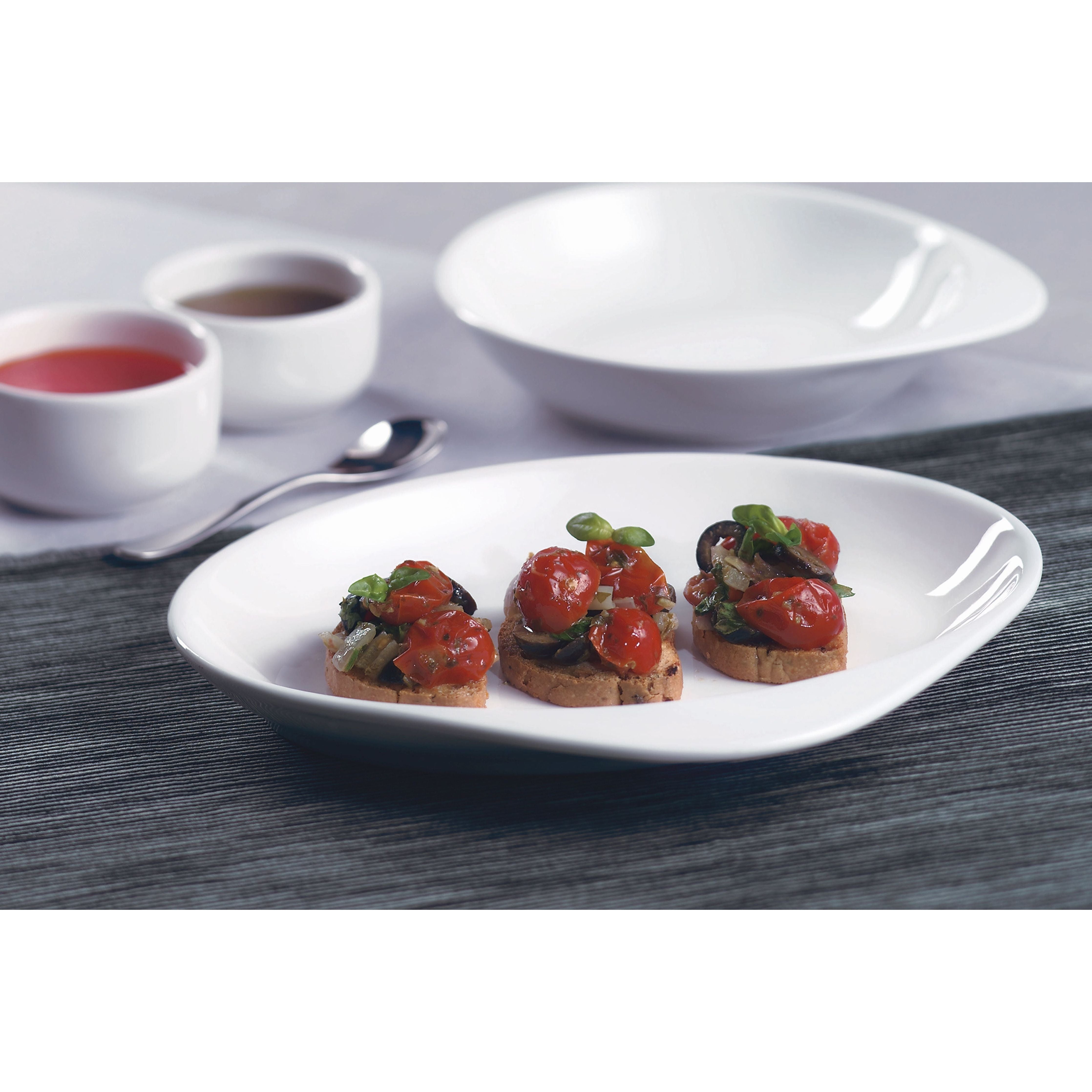 Alchemy Cook & Serve White Oval Dish [No.5] - 6.5 Inch