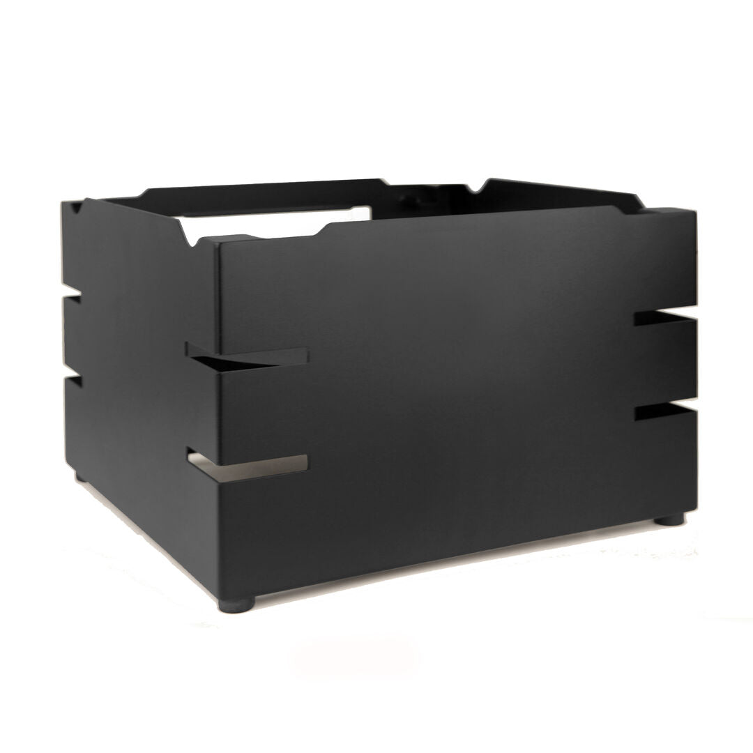 Fusion Black Riser 35.6 cm x 22.9cm