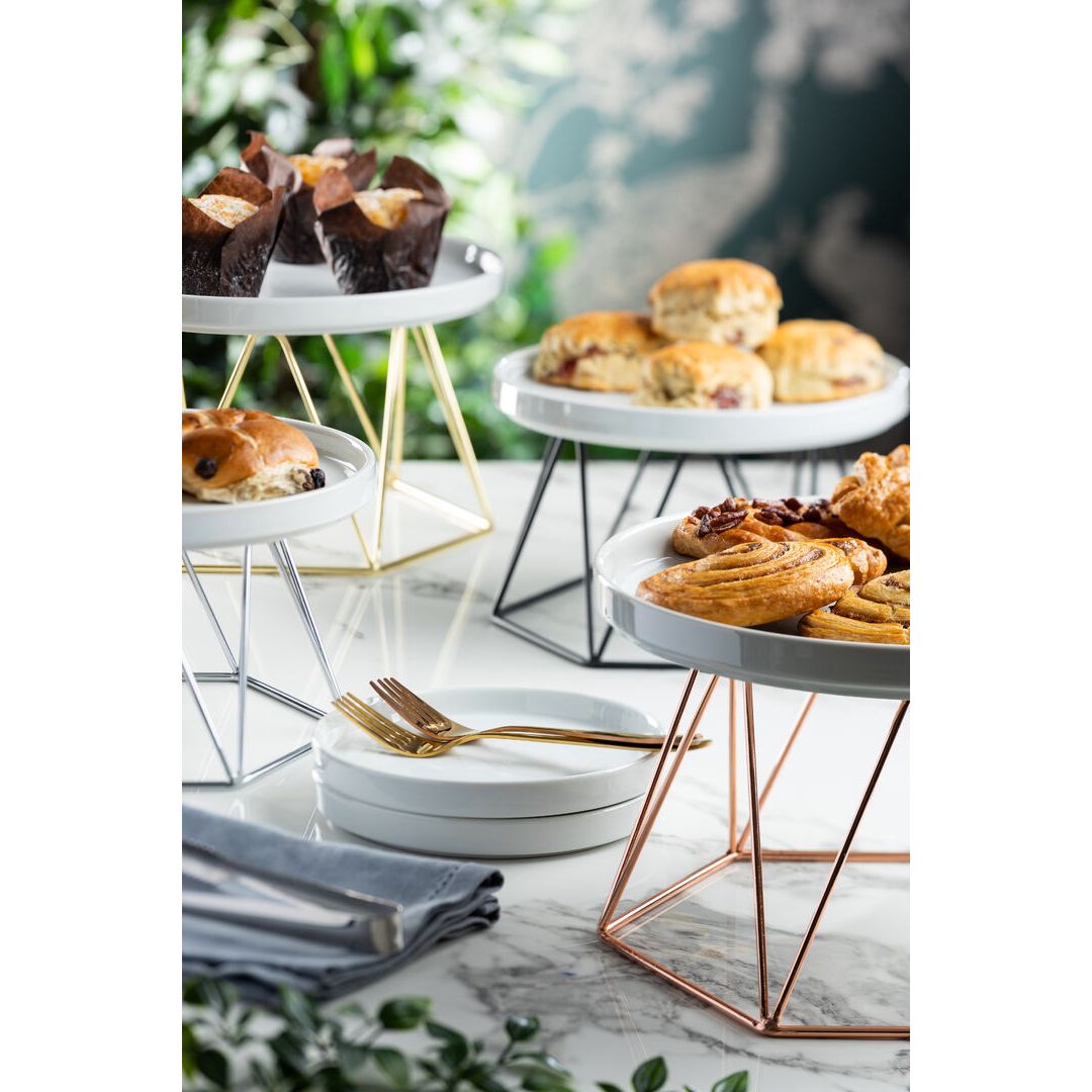 Utopia Round Riser Utopia | Table Presentation | Matt Black Plate Riser - 16.5cm x 13cm ...