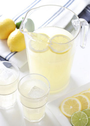Handled Carafe 1.5L