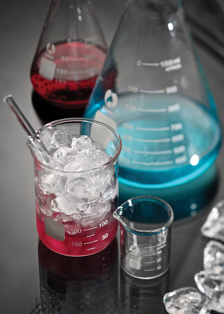 Alchemist Beaker 2oz (5cl)