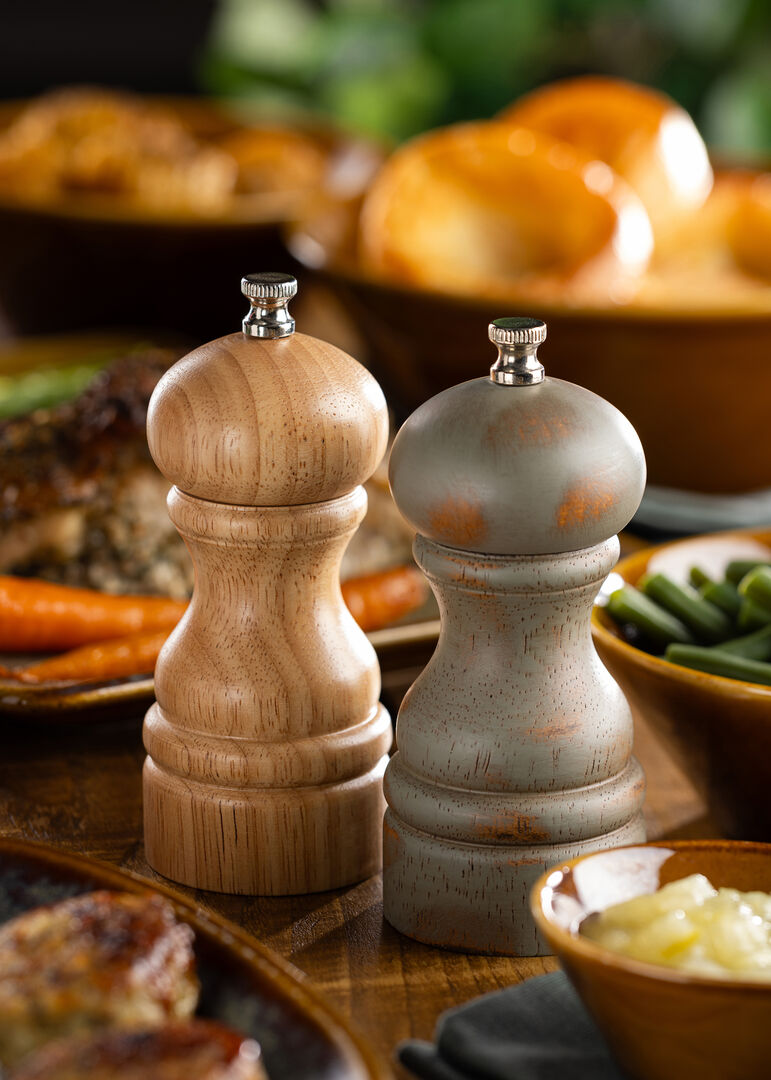 Distressed Wood Salt/Pepper Grinder 5" (13cm)