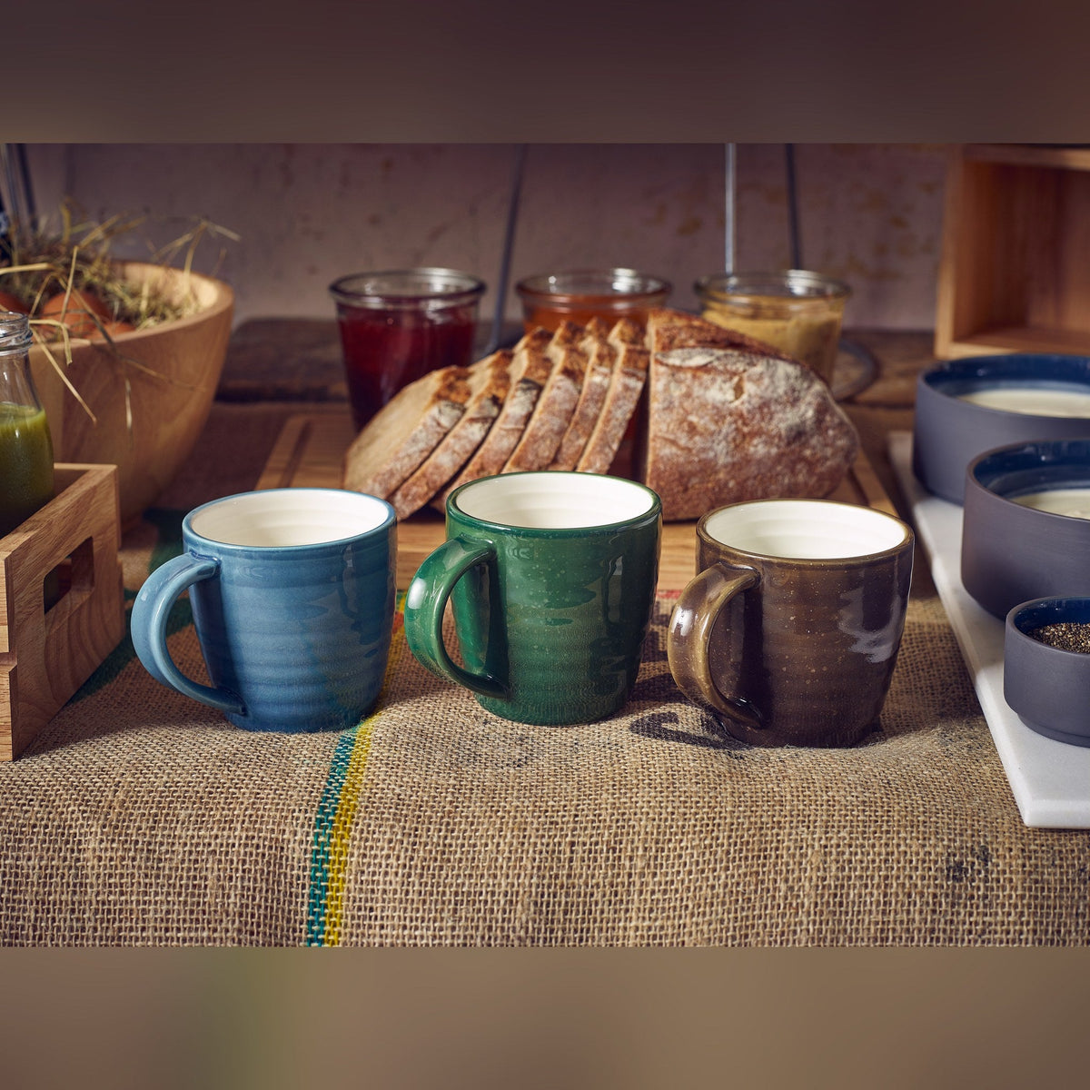 Miro grey reactive glaze porcelain mug 30cl, lifestyle image
