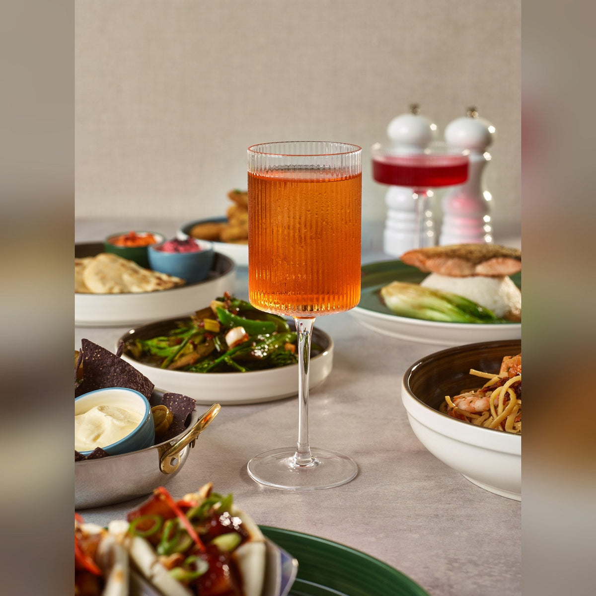 Senza fluted lead-free crystal wine glass 31cl, lifestyle image