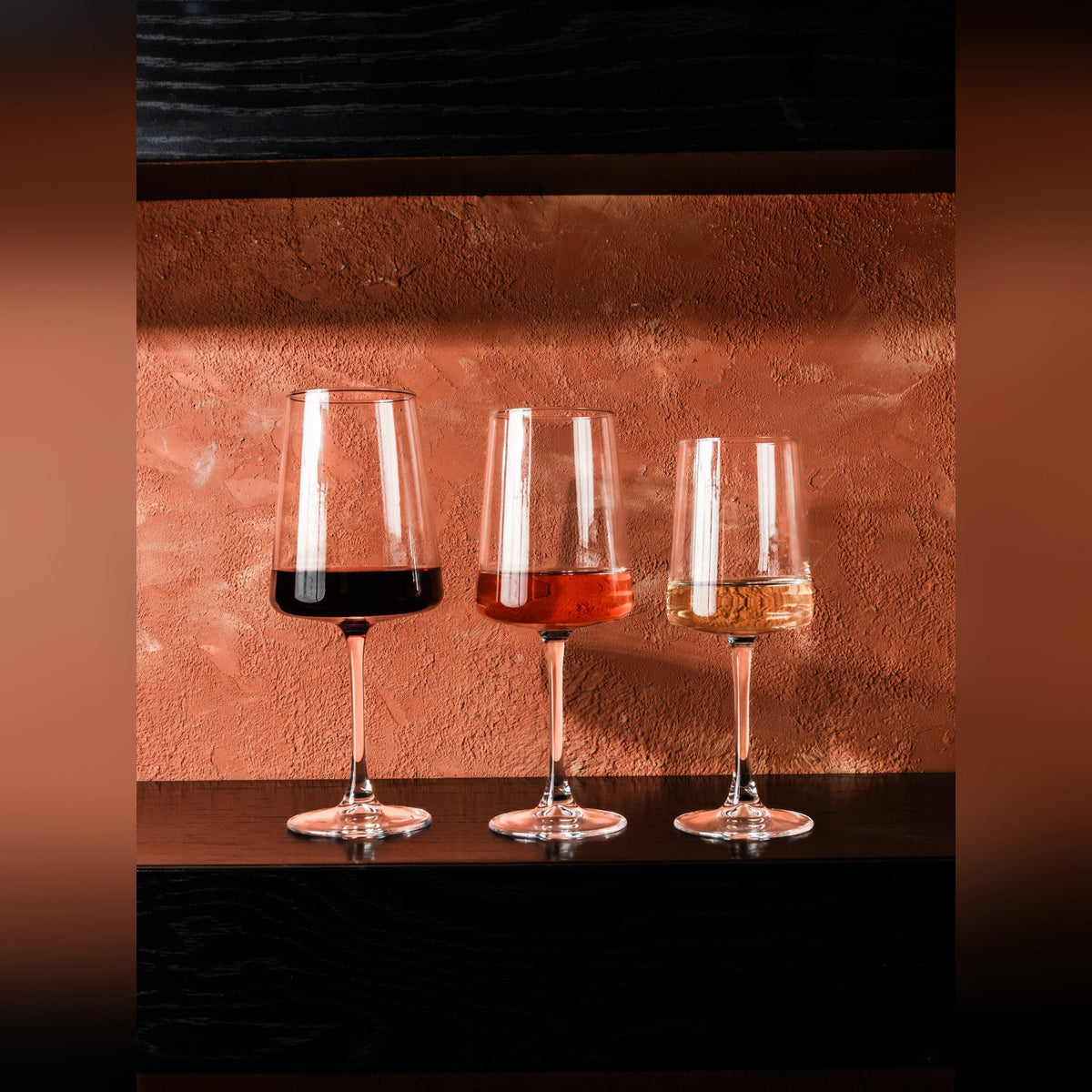 Salerno conical crystal-look glass wine glass 58cl, lifestyle image