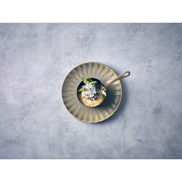 Terra Porcelain Matt Grey Scalloped Coupe Plate 20.3cm - BESPOKE 77