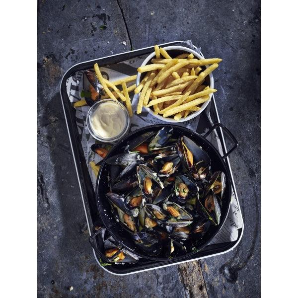 Black Enamel Dish 22cm - BESPOKE 77