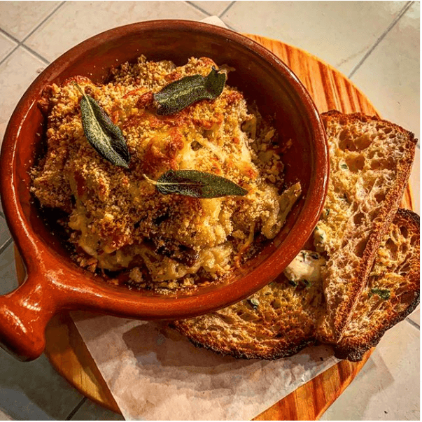 Bespoke 77 Round Pine Serving Board / Paddle - BESPOKE77